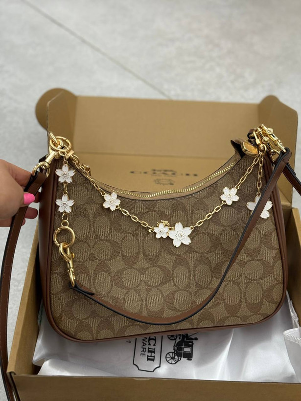 کیف زنانه کوچ